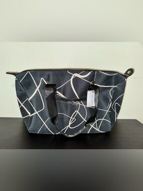 NWT Mali+Lili Black Canvas Tote with White Abstract Line Print